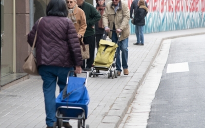 Sabadellencs comprant per la Via Massagué | Roger Benet